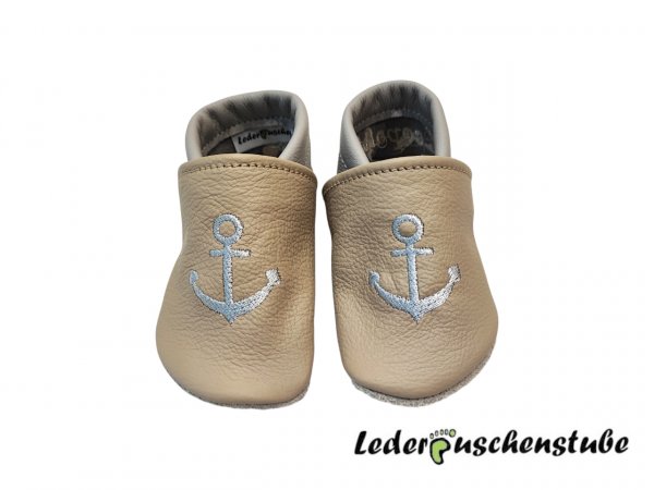 Lederpuschen beige-steingrau mit Stickerei Anker steingrau lederpuschenstube